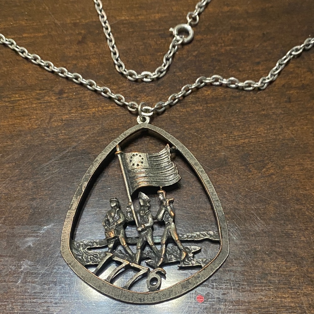 Vintage Pendant Necklace with Flag Design